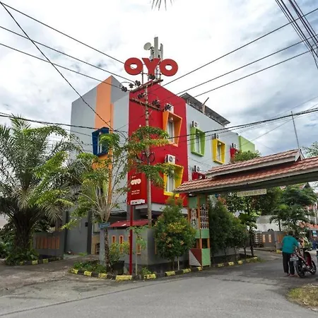 Oyo 834 Alletha Guest House 1-3
